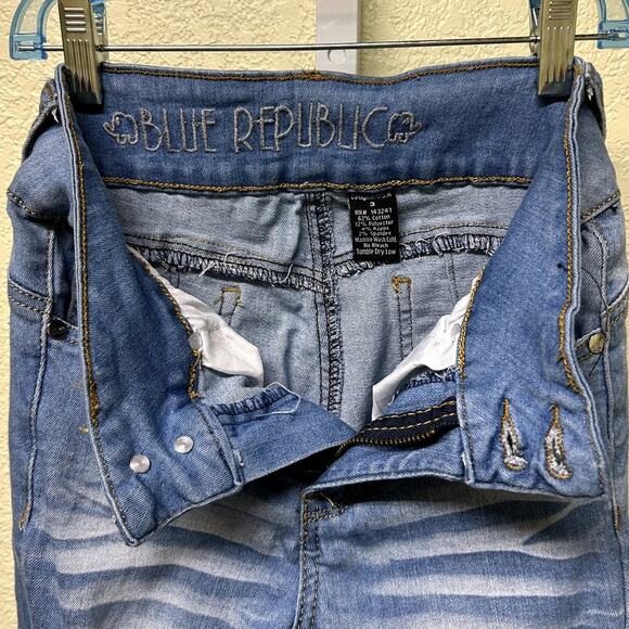 Blue Republic Jeans - Picture 5 of 9